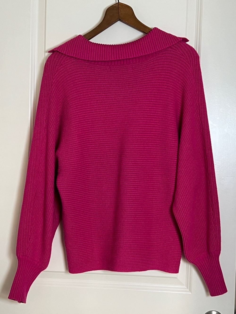 Zesica Pink V-Neck Collared Knit Sweater - Picture 2 of 7
